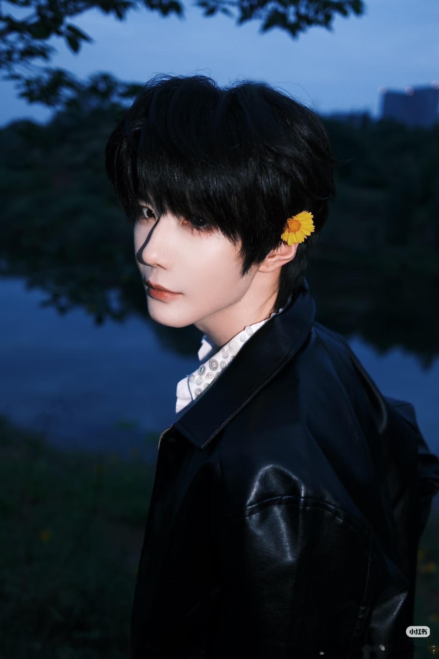 郝熠然 hyr 郝熠然0912生日快乐 无数平凡枯燥的日子里郝熠然先生是照进我生