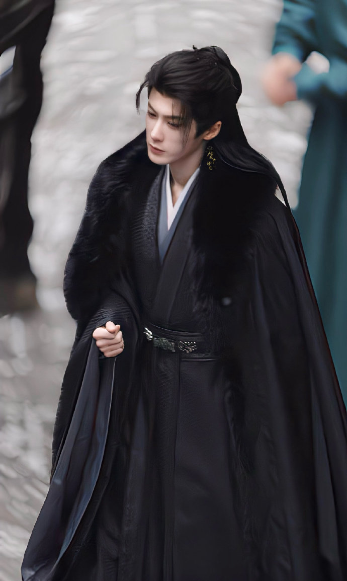 檀健次骑马仪态檀健次何不同舟渡骑马英姿 檀健次骑马仪态，檀健次《何不同舟渡》谢却