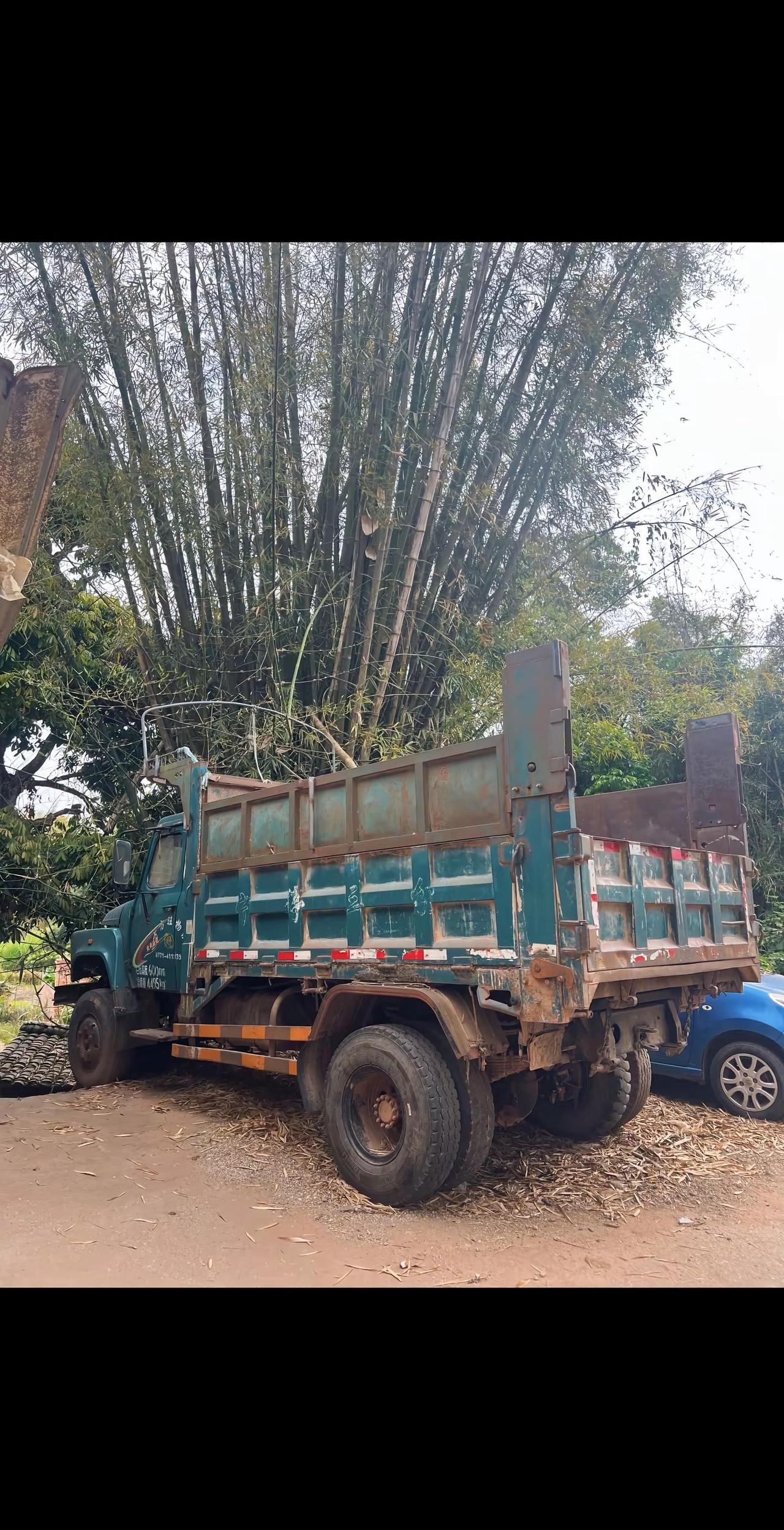 16年钦机，玉柴4102发动机，3.2米车厢。