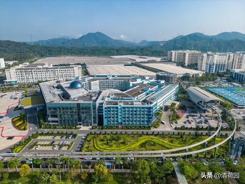 比亚迪市值为何蒸发8000亿“销量是比亚迪的，利润是资本的，只有这蒸发的8000
