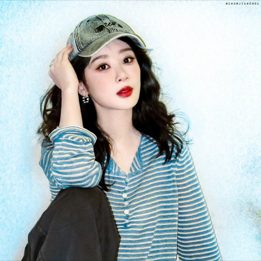 杨紫杨紫yz 杨紫玉兰花开君再来 我有两点可爱之处：一是我可爱，二是我可爱你了