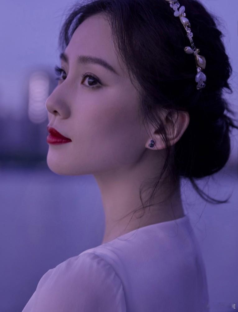 王大发曝吴奇隆刘诗诗已离婚 人家离没离婚跟他王大发又有什么关系呢？真的是皇帝不急
