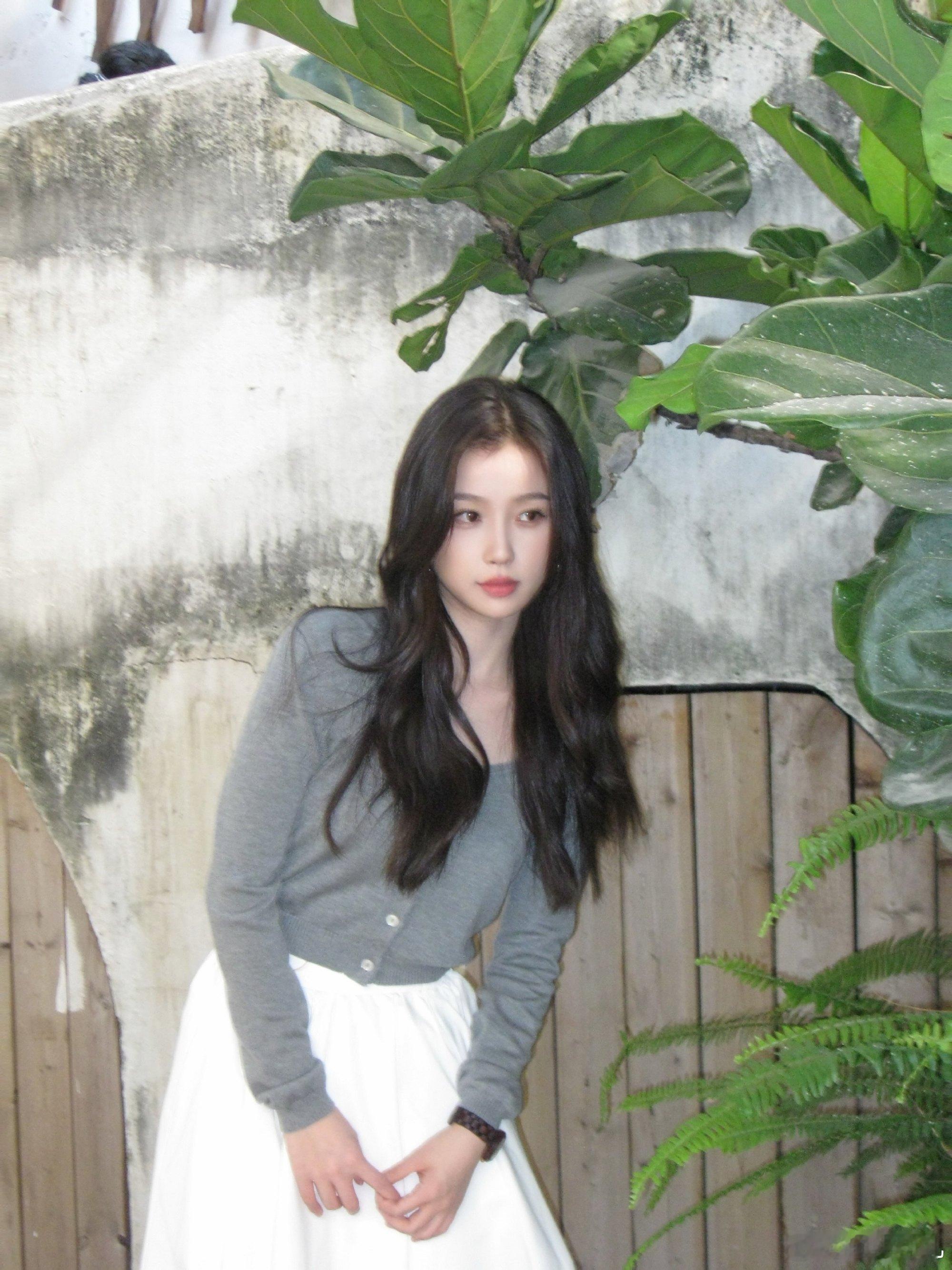 光绕过你天使般的脸 