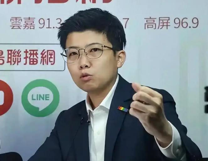 台湾绿营政客苗博雅声称：就算大陆开战，台湾也能像乌克兰那样维持正常生活，上班、该