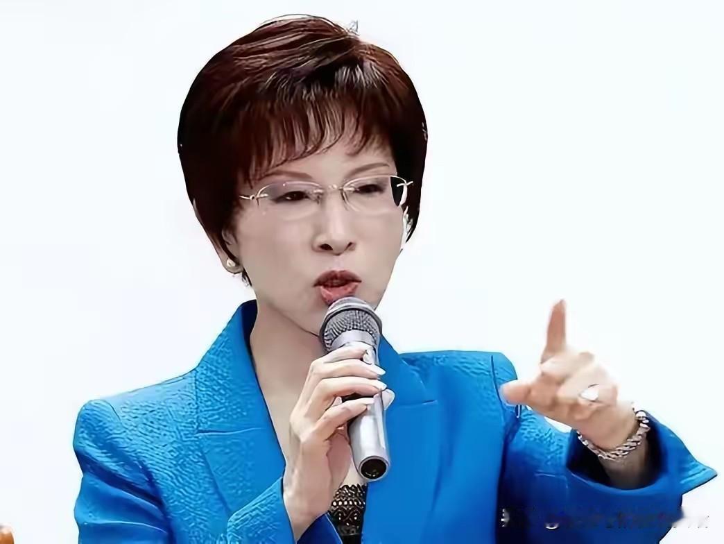 洪秀柱这番话说得太解气！

某些人身坐国民党主席之位，占着位置不干正事，半点担当