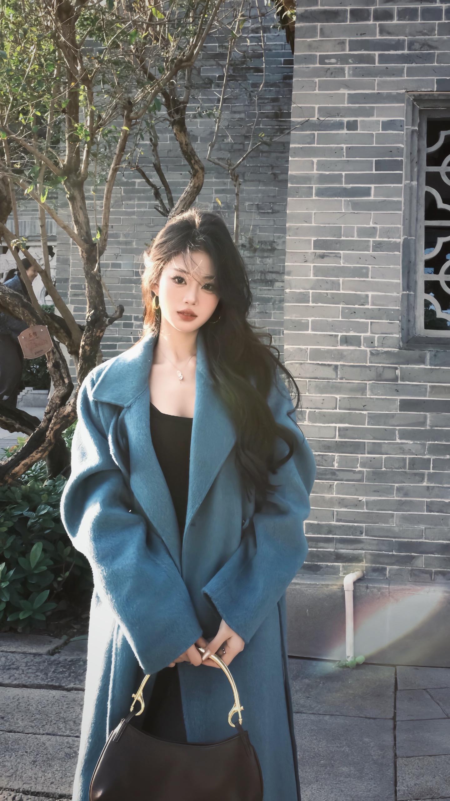 爱是在你看不见的地方忠诚于你