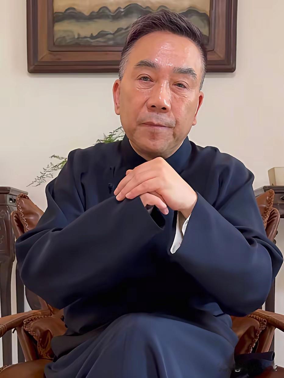 “你不要拯救老郭了，你还是先救你自己吧！”郑好喊话杨议！大可不必！

郭德纲陷入
