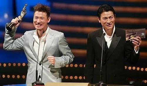 张学友和刘德华如果在北京同时开演唱会，到底去听谁的歌好呢？
两人唱歌都很棒，两人