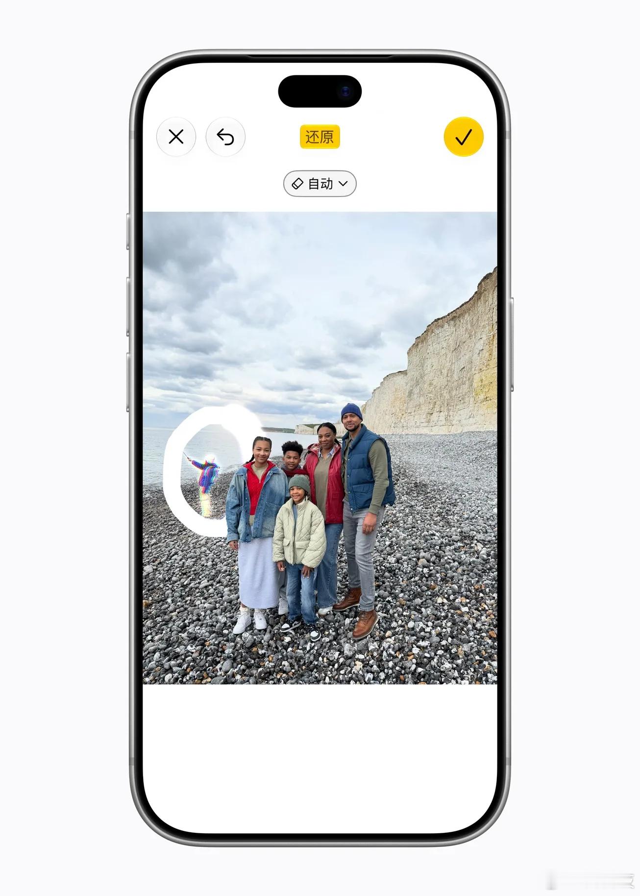 10月31日，苹果终于带来了国行版Apple Intelligence的正式消息