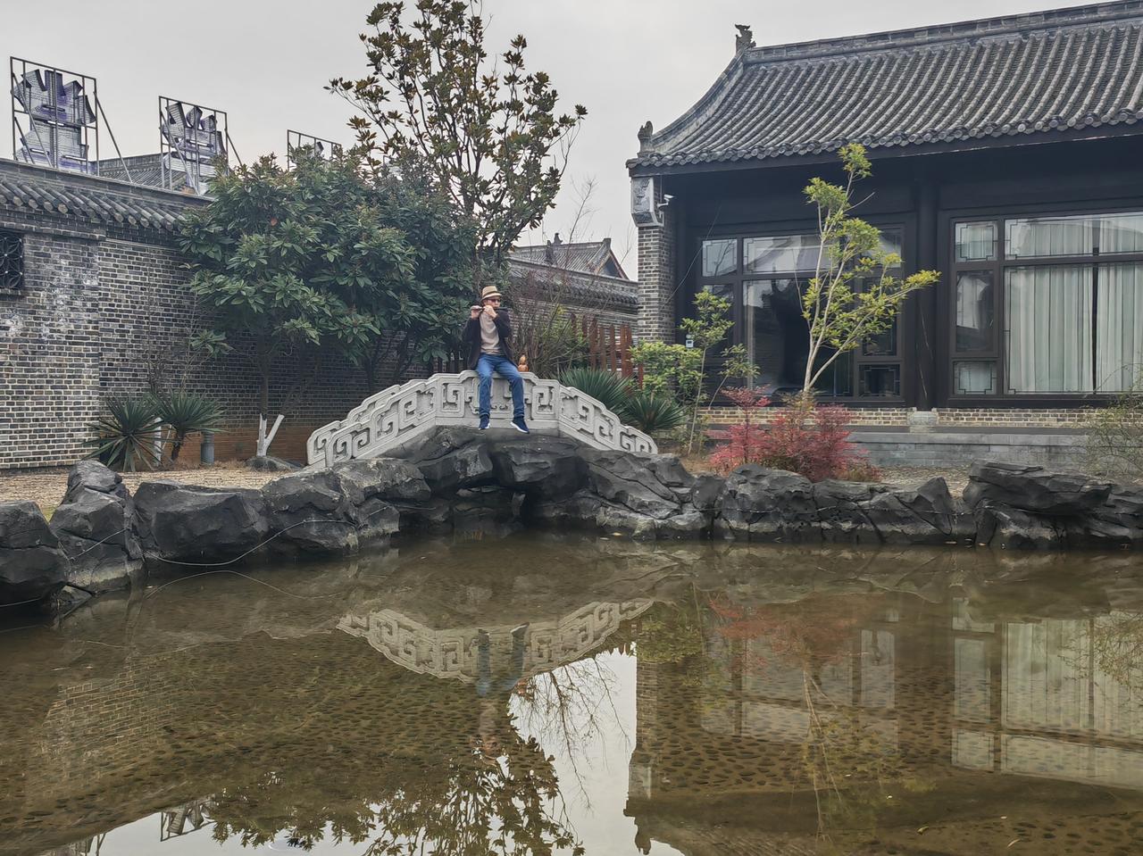 真正的交易高手，都不会熬夜盯盘看行情的，也不会因为交易盈亏睡不着觉，因为交易高手