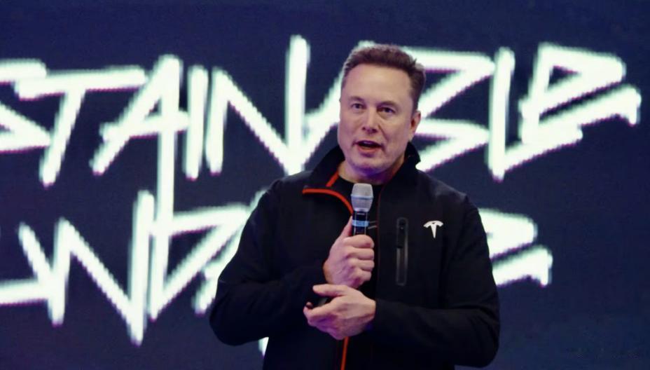 马斯克天价薪酬传导效应，这家新势力也效仿了
在马斯克的万亿美元薪酬方案获批后，美