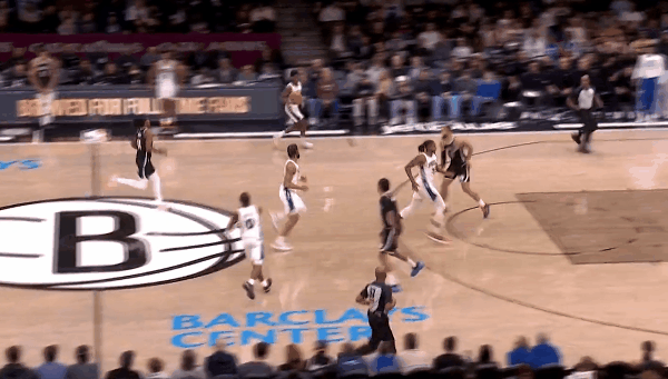 意识真好！埃奇库姆就是未来“答案”！
在今天NAB常规赛费城对阵篮网的第二节比赛