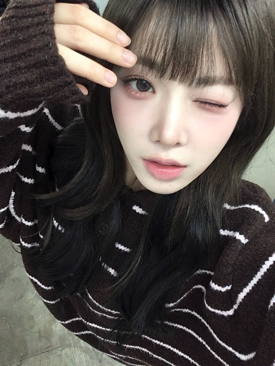 tripleS Nien许念慈 🤍🖤 