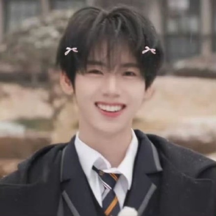 韩维辰  🍑六颜一 韩维辰 是小天使，小心肝，小乖乖，小宝宝，小猪猪，小萌萌，
