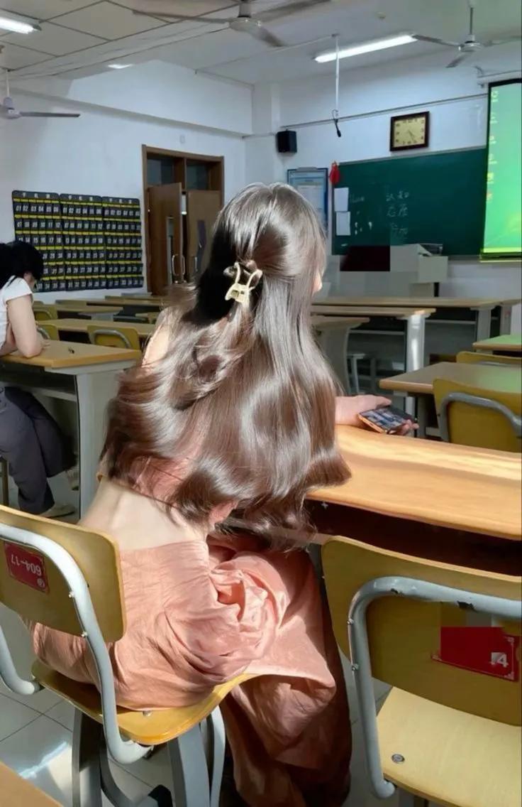 我认识这姑娘叫王德芙