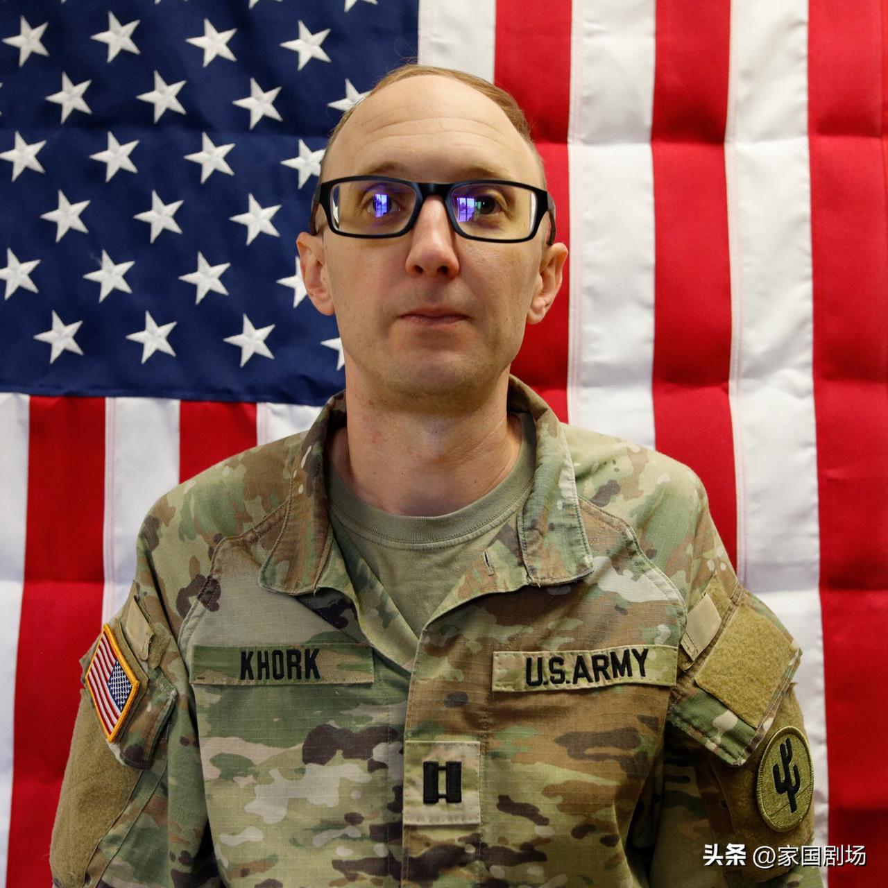 美国陆军第 103 远征保障司令部六名预备役士兵中的四人，周日在科威特舒艾巴港的