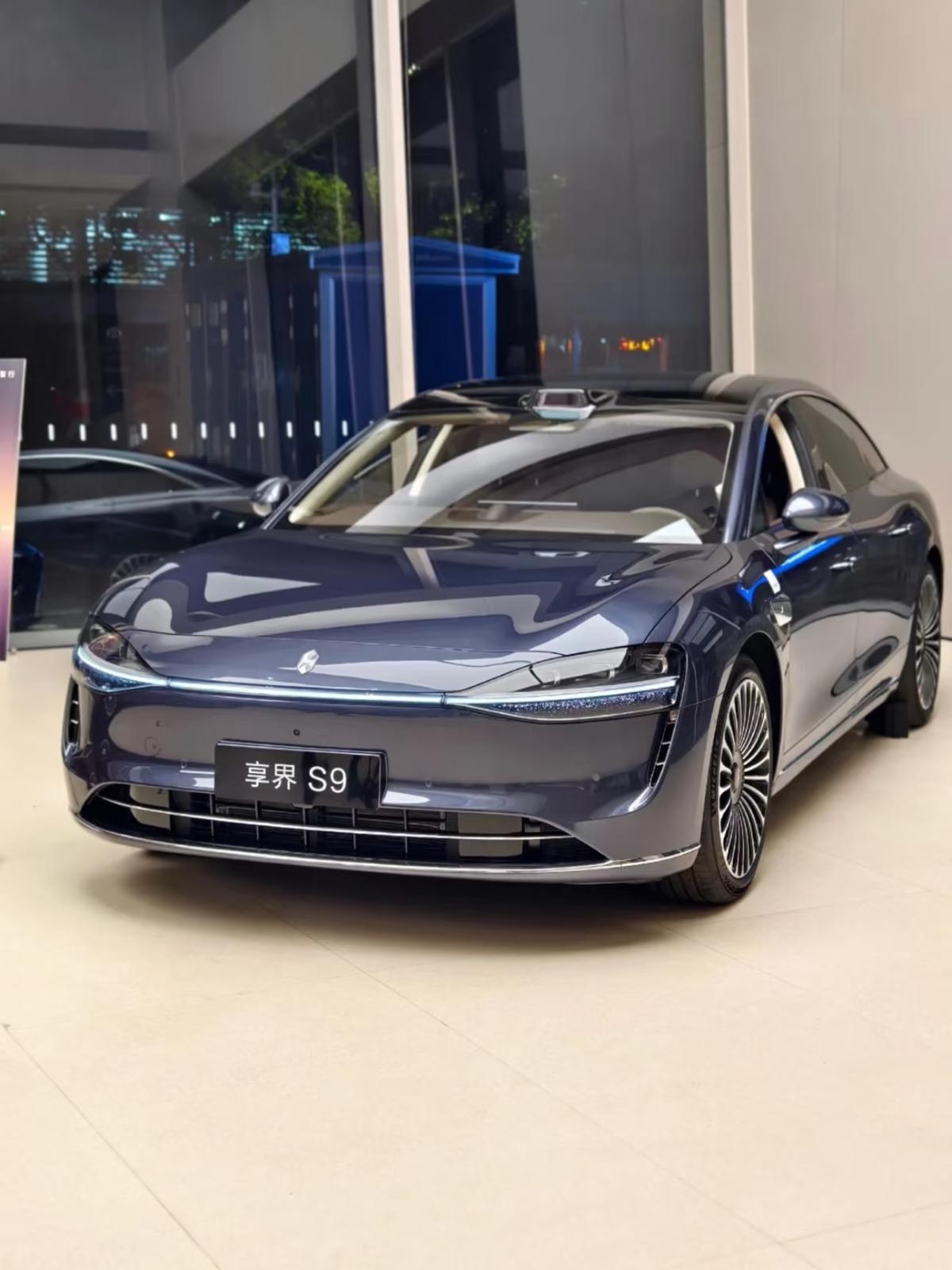 想在汽车行业30w-40w的这个价格区间，闯出一片天地确实很难，传统豪华品牌在这