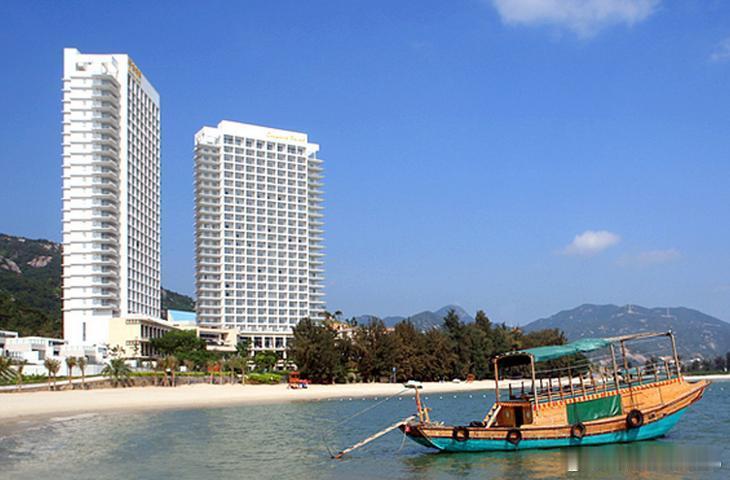 【凤池岛】凤池岛旅游度假村位于广东省惠州市巽寮滨海旅游度假区，是巽寮首家酒店式公