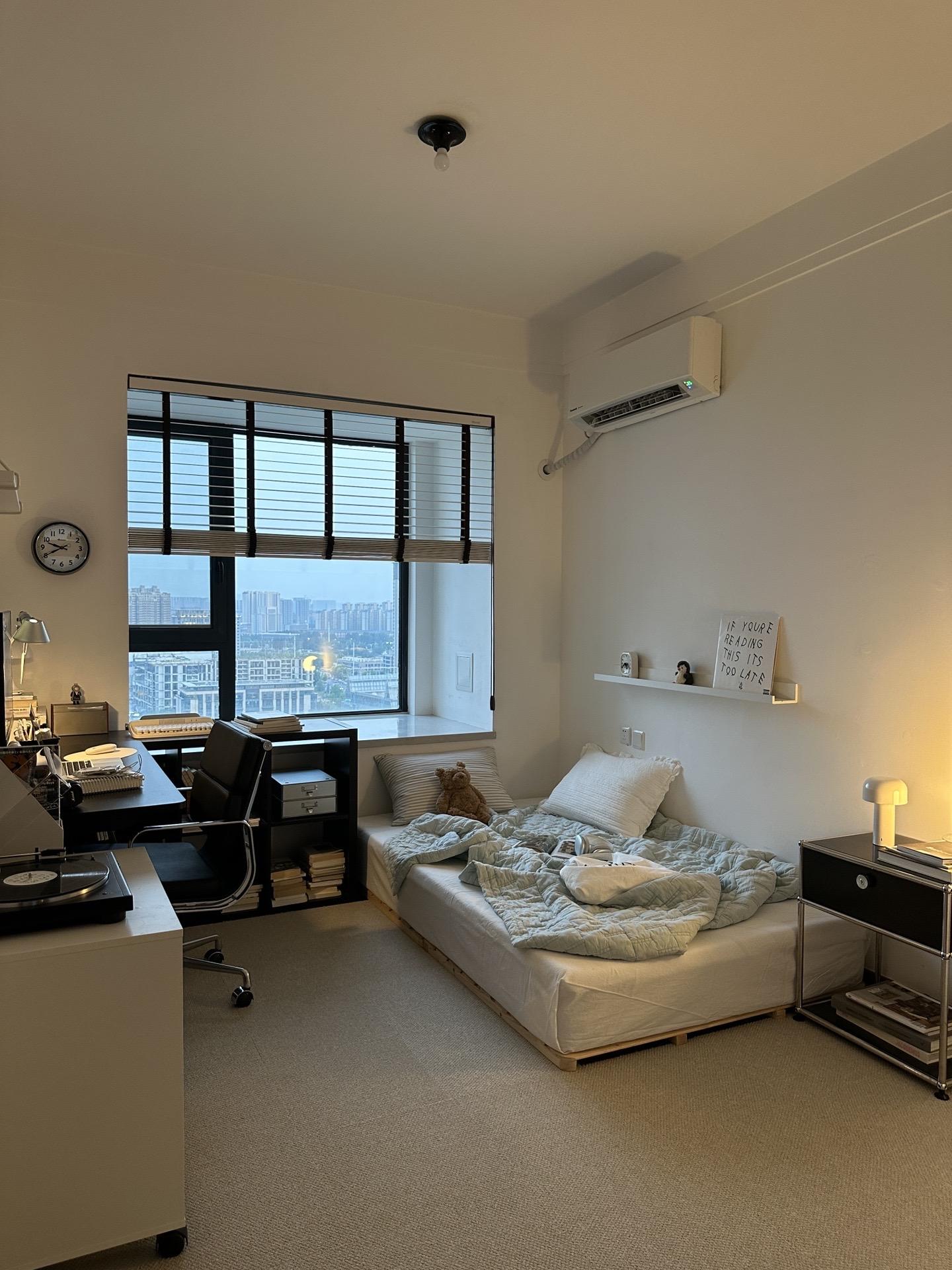 31岁，无社交，一个人很自在。