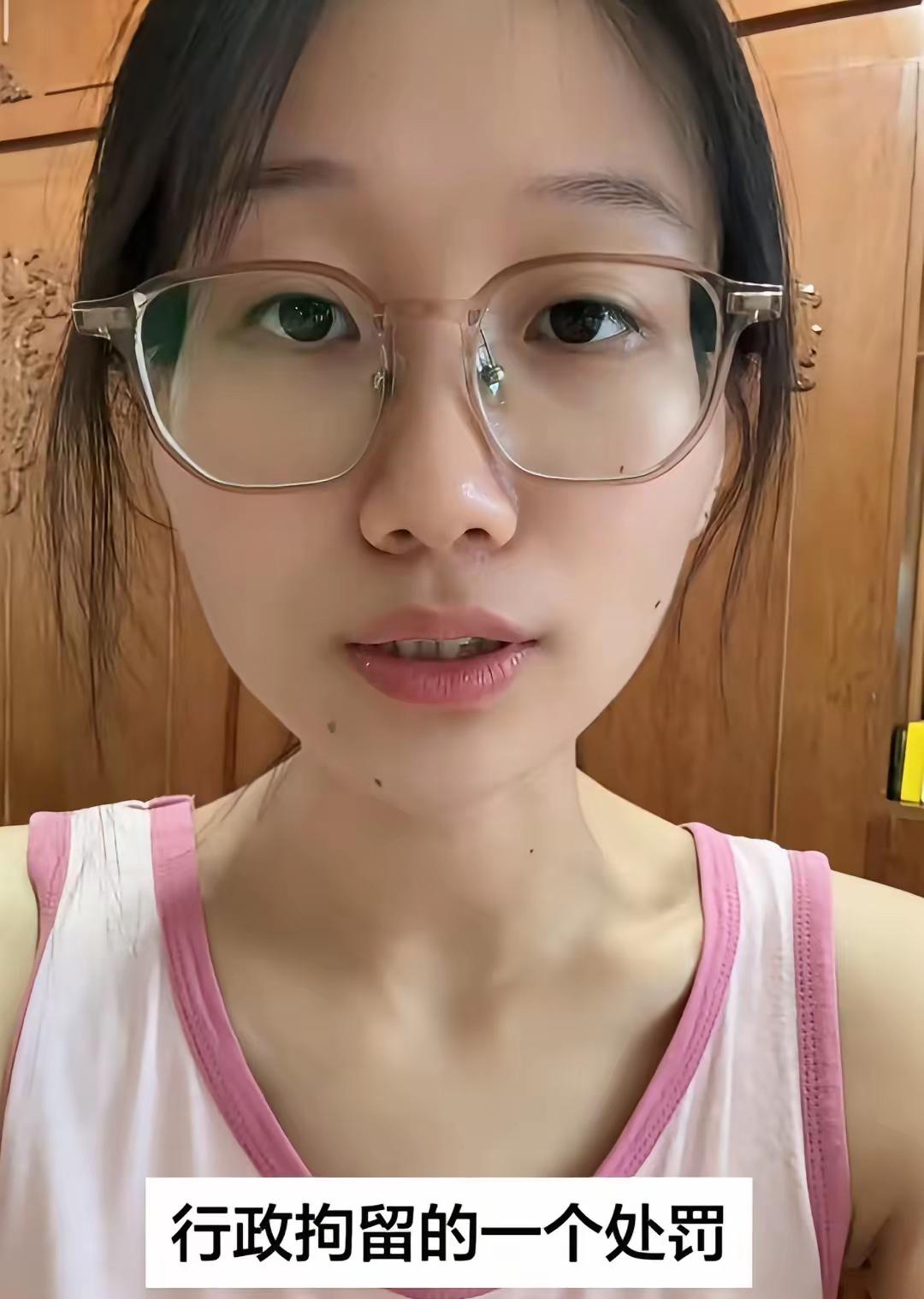 慕田峪长城插队后续！导游已被拘留，女子透更多，文旅局将约谈处罚。
7月8日，当事
