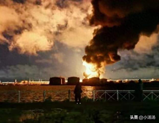 圣彼得堡遇袭背后：一纸"能源停火"为何瞬间失效？俄乌博弈已变味