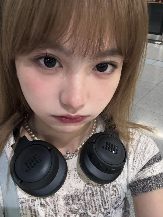 一直很安静 ᖰ◞‸◟ᖳ