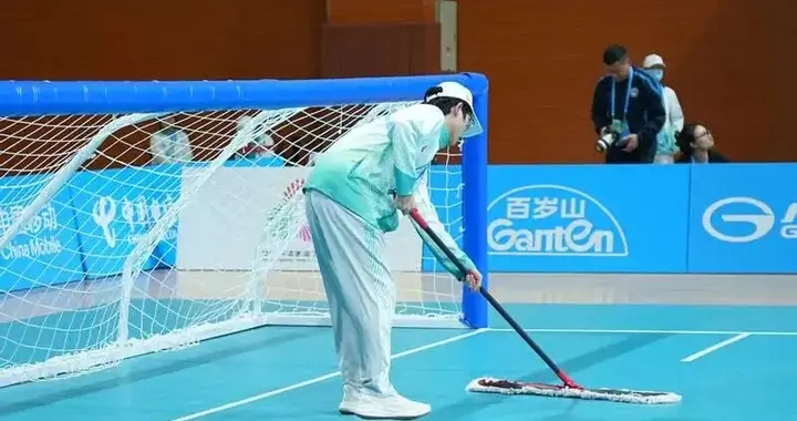 在无声赛场，残特奥会青年志愿者听见拼搏、读懂平等