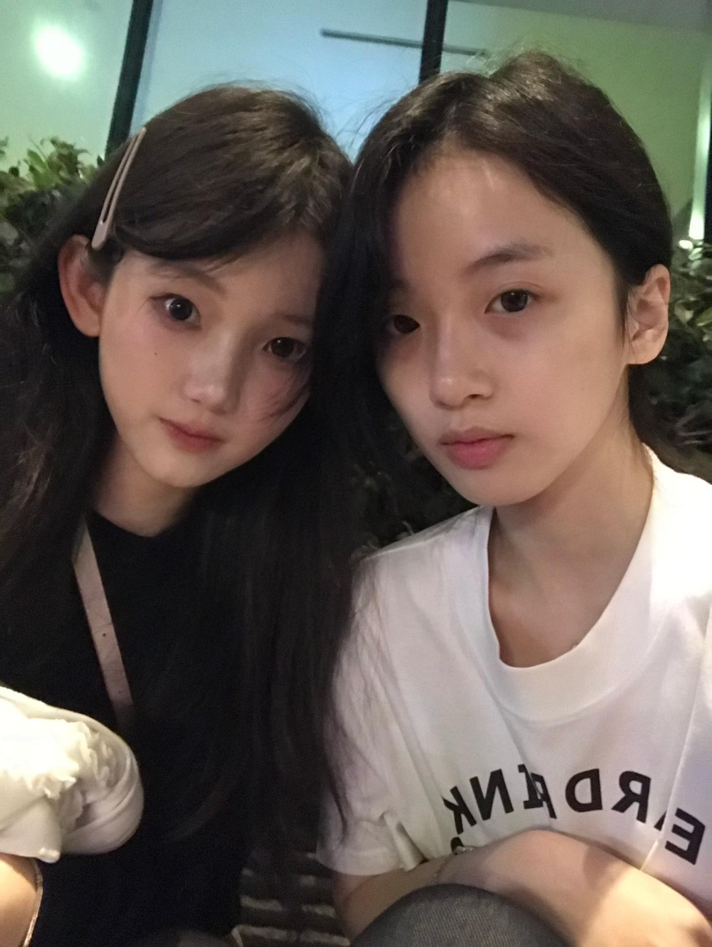 这个小女孩凌晨两点五个小时站票从青岛赶来只是因为我一句不开心