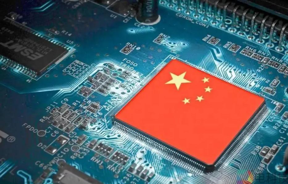 我发现一个特别扎心又讽刺的怪现象：只要咱们国内科技取得重磅突破，眼看就要触碰到美