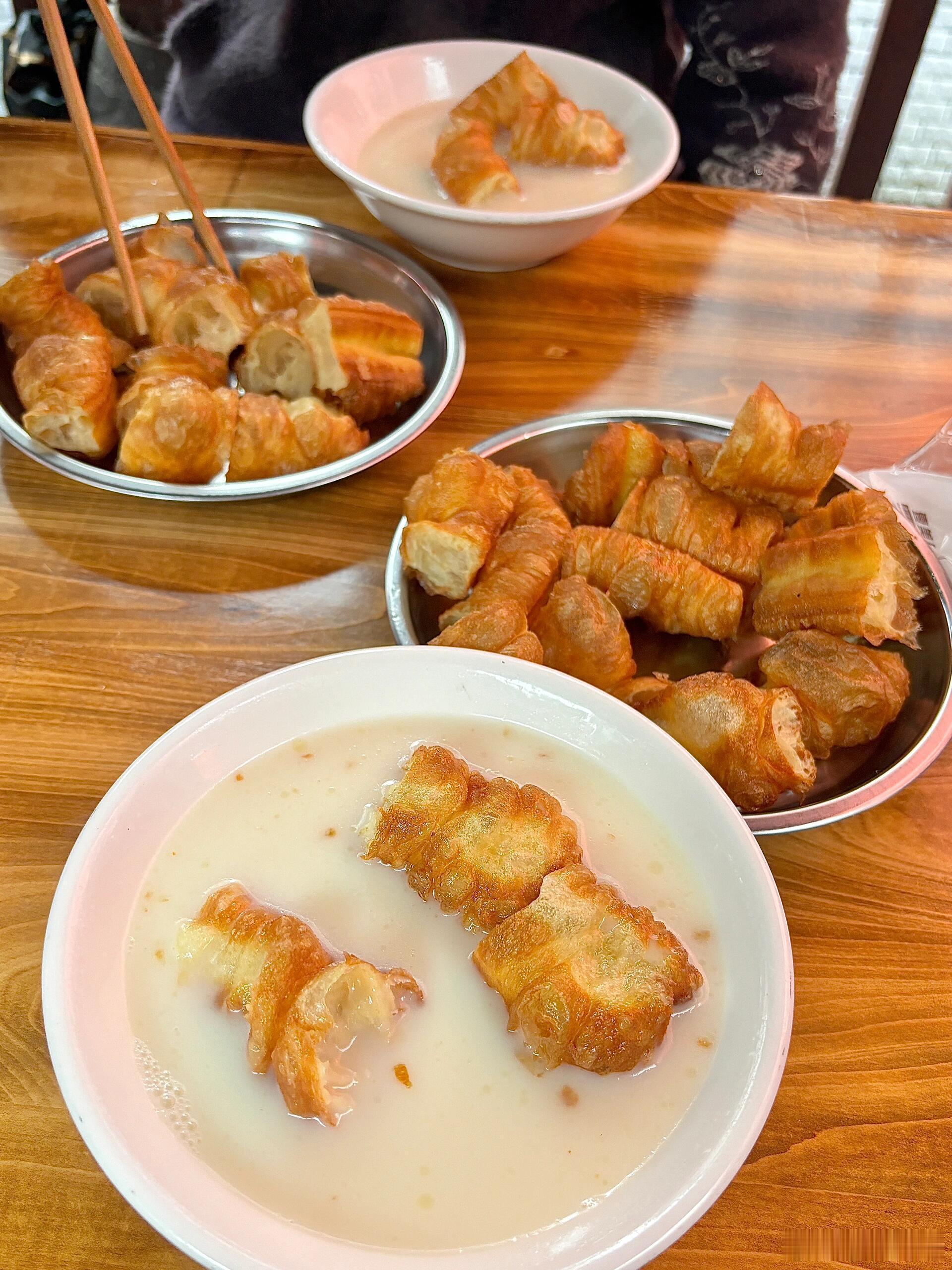 #记录生活#今日早餐，豆浆油条 ​​​