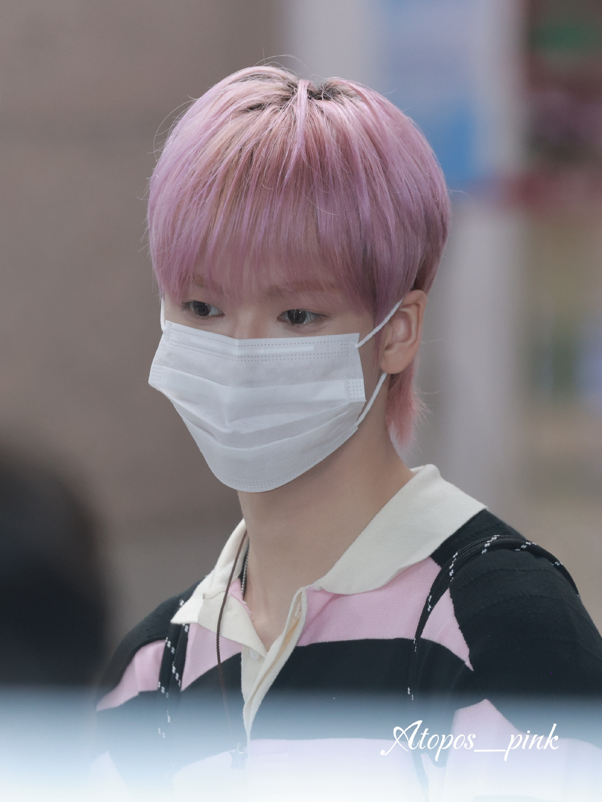【Hyunjun】smtr25出发新闻图 吴弦俊 08.07 出发东京✈，粉毛粉