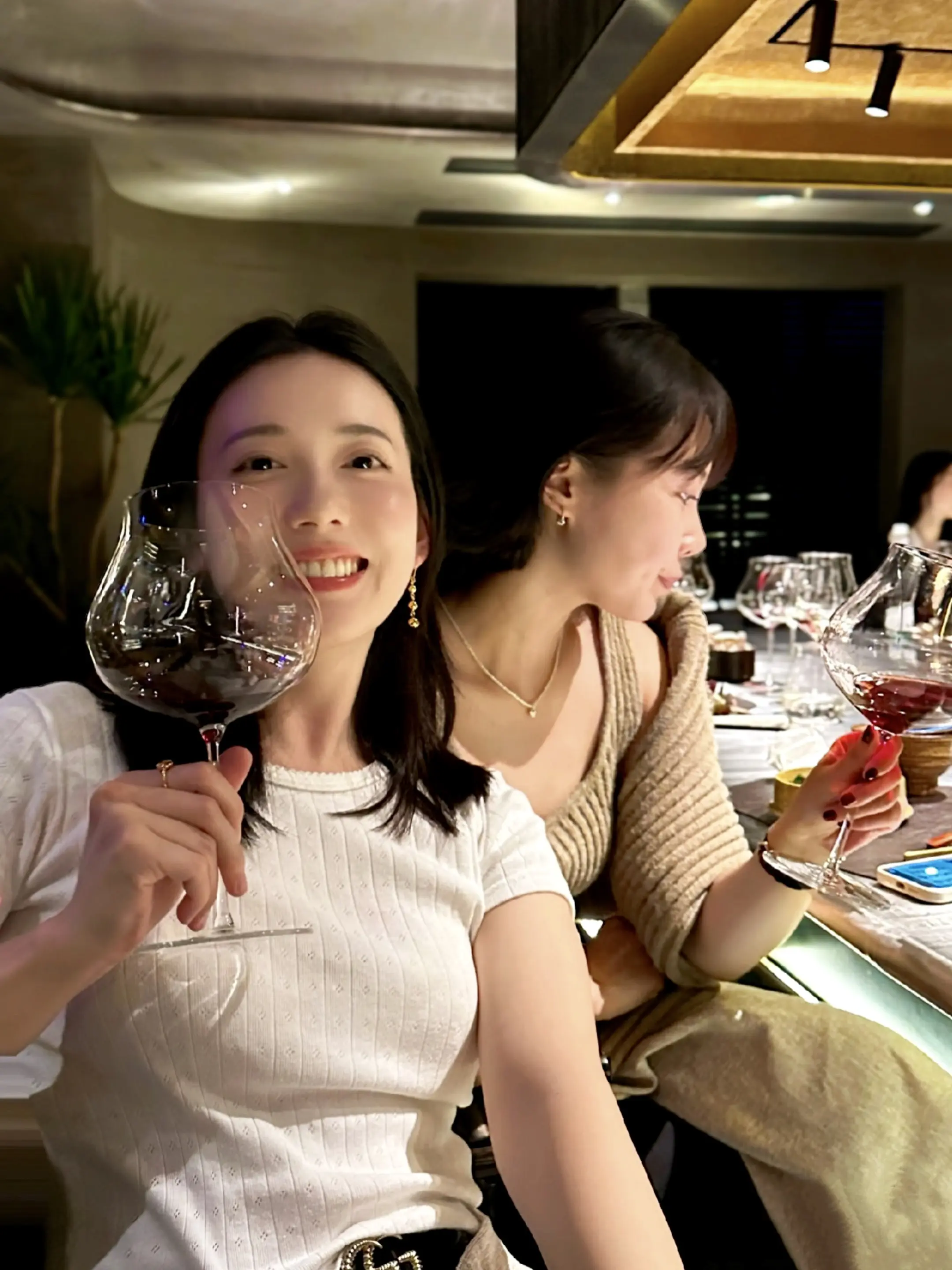 年已过半载 不说恭喜发财了 祝你少辛苦 多幸福 我亲爱的好朋友.