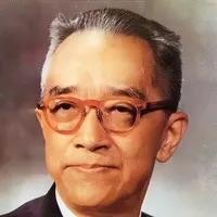 罗尔纲成名后，不少单位都想把他，从北大挖走，许以种种优惠，一天，胡适校长叫他去，