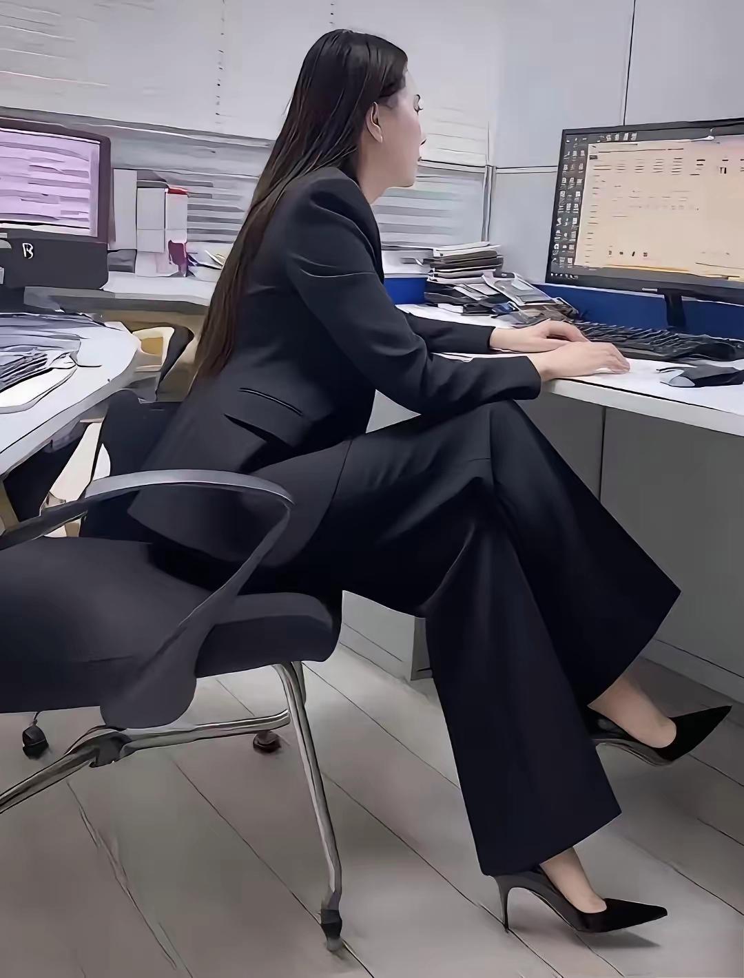 你见过穿着简单打扮很气质的女人吗