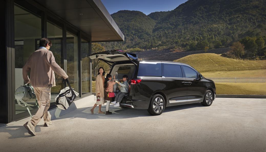 作为中国MPV市场先行者，江淮瑞风深耕二十五载，以技术迭代回馈用户信赖。2026