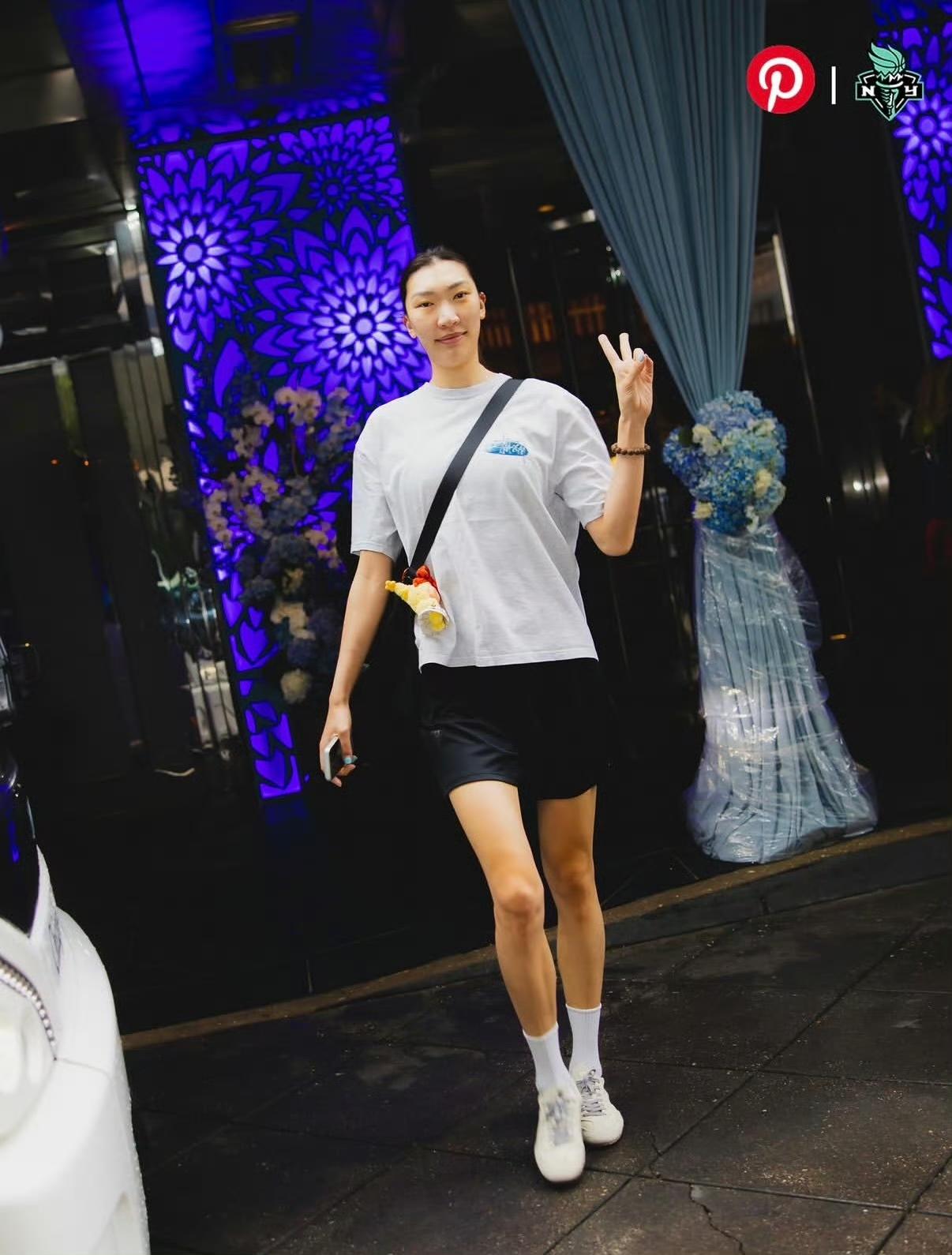 韩旭本赛季为何能在WNBA坐稳球队的位置？

喜欢关注中国女篮韩旭应该都知道她昨
