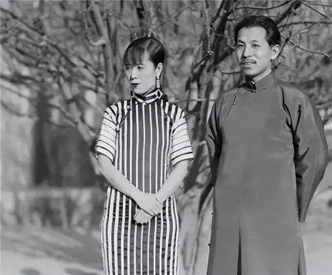 晚年时，提到妻子于凤至，张学良无所谓地说道：“我压根就不爱于凤至，她是我父亲硬塞