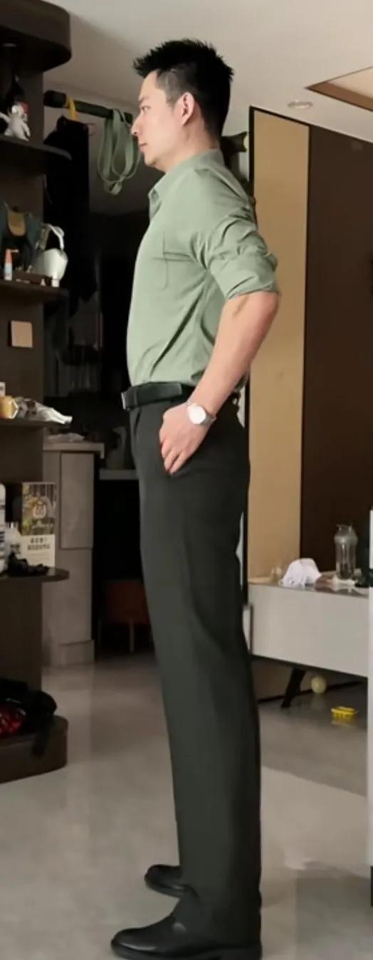 图1和图2这两副身材，你觉得谁的更标准，成都世运会上来自拉脱维亚的拉丁舞裁判员谢