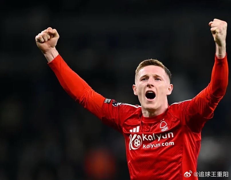 据《镜报》的消息，诺丁汉森林中场安德森拒绝曼联，而曼城方面有信心以6500万镑的