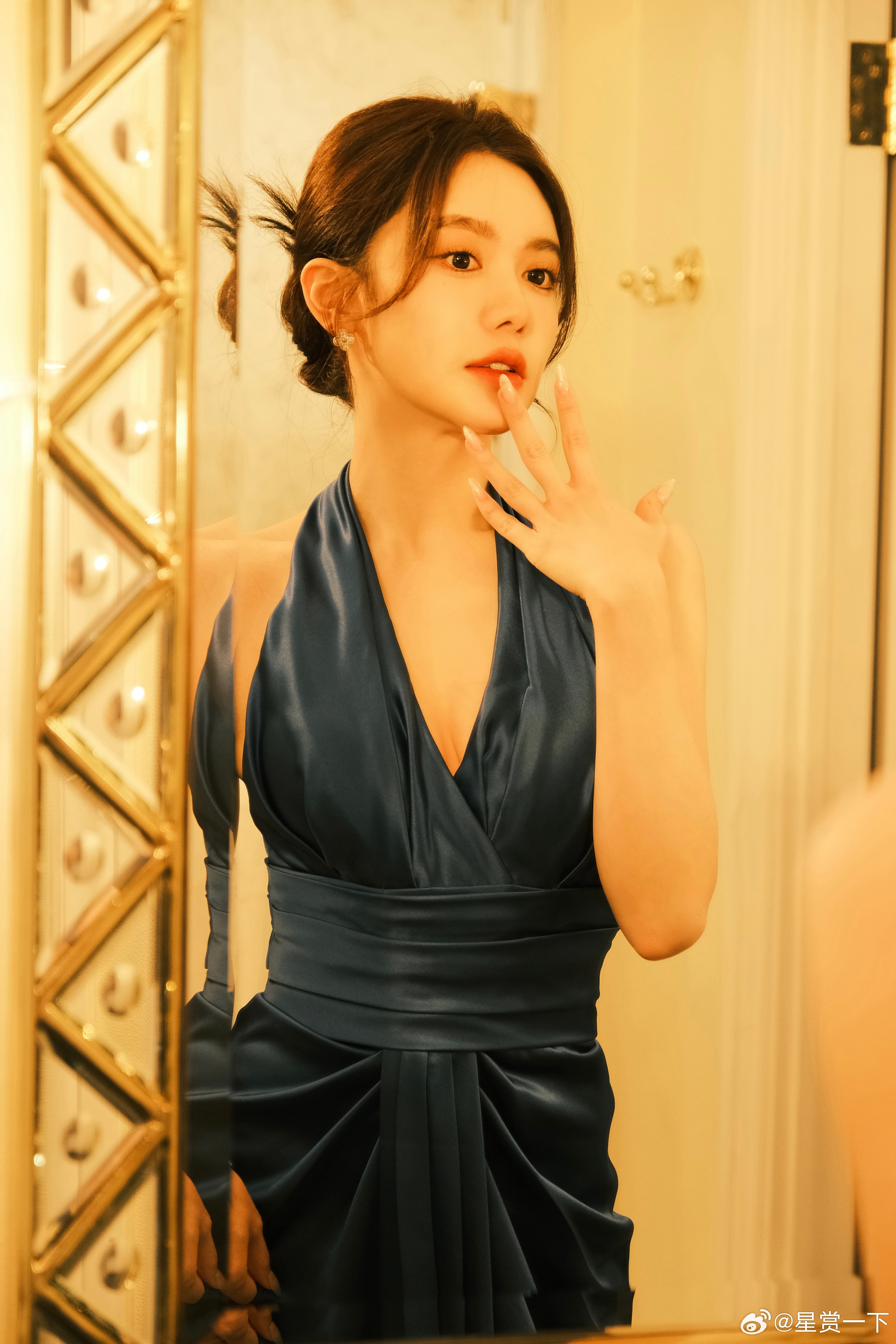 美娜星光大赏红毯主持💛👗 ​​​
