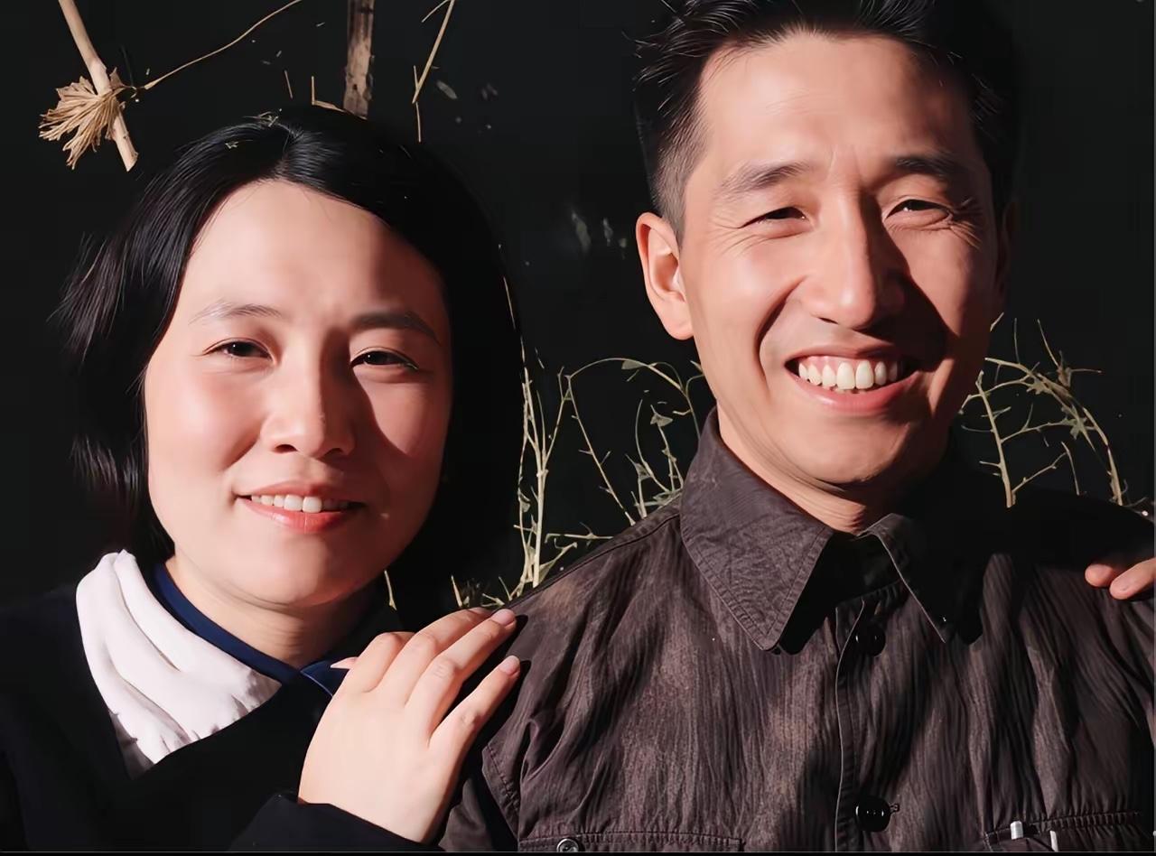 她18岁出任县委书记，37岁嫁给开国元帅，唯一的儿子是中将。考考你，这是谁一家人