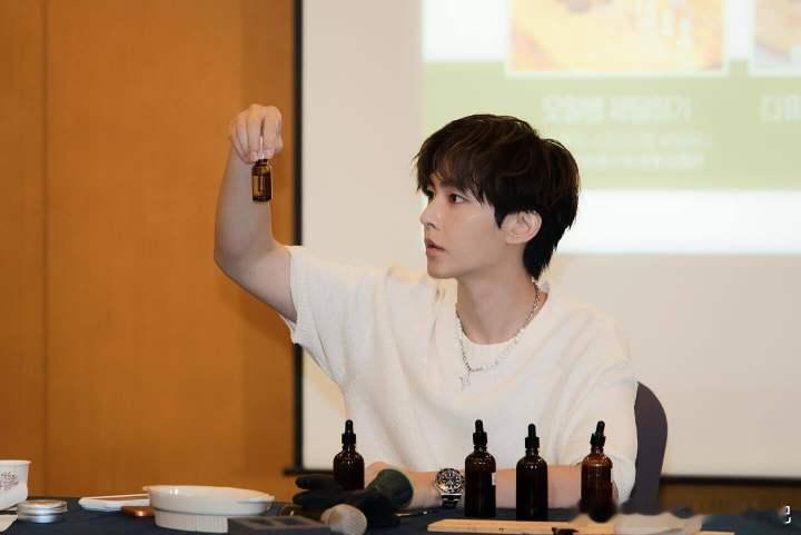 私下里细腻又共情，自己经历过伤痛却依然愿意温暖他人，这种内心柔软的人真的太有魅力