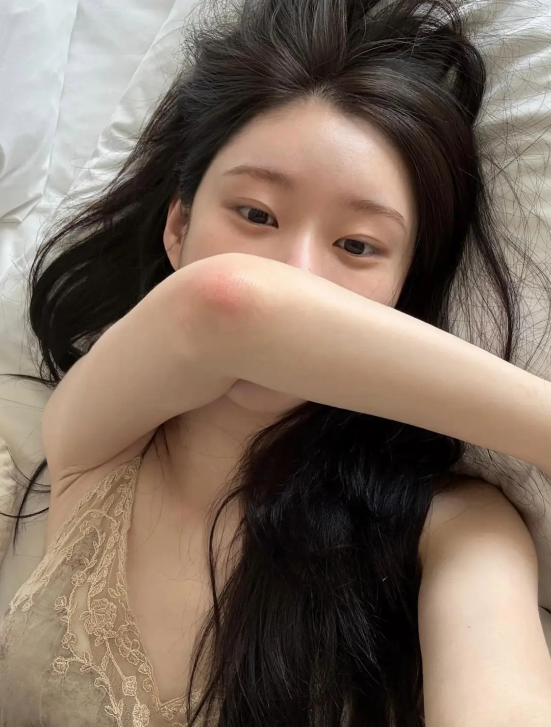李彩领ins更新