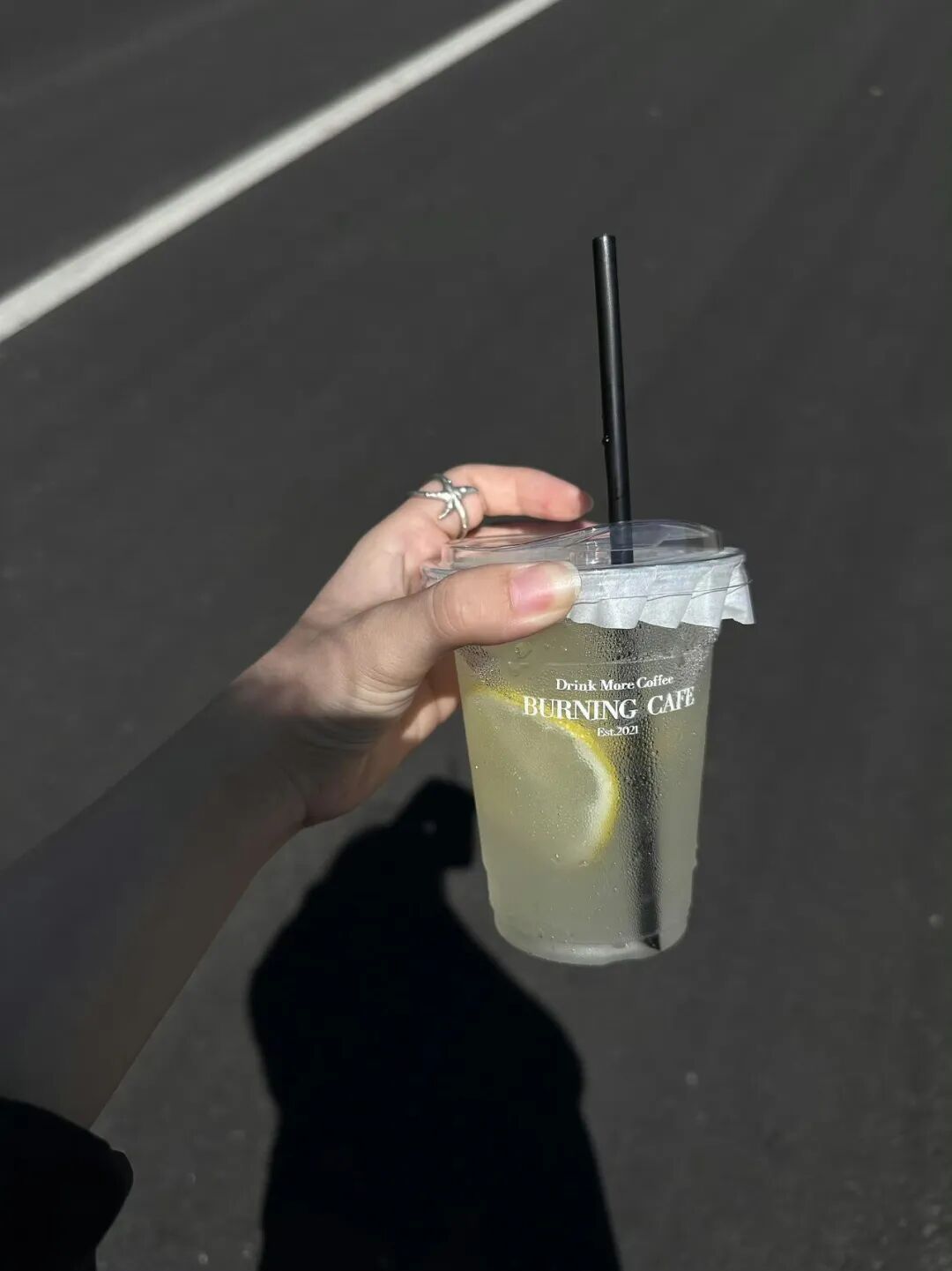 𝗯𝗲 𝗵𝗮𝗽𝗽𝘆 ̤̮◡̈人生动力:下班 发工资 休息 ୧⍤⃝୨ 