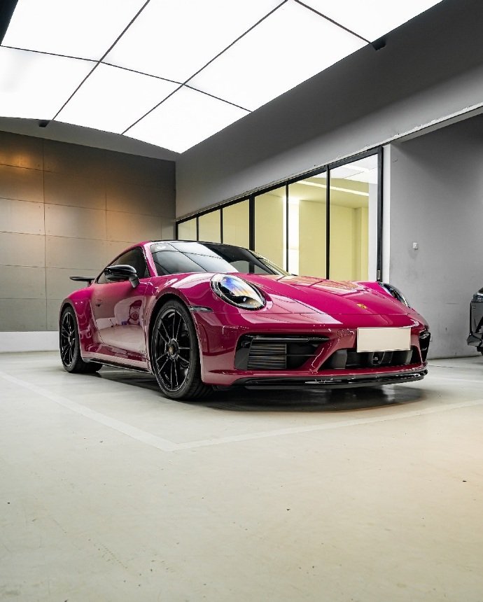 保时捷 911 Carrera GTS，这颜色绝了！全球汽车[超话] ​​​