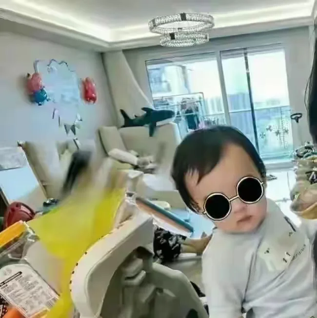 向佐家里装修这么平民的吗？