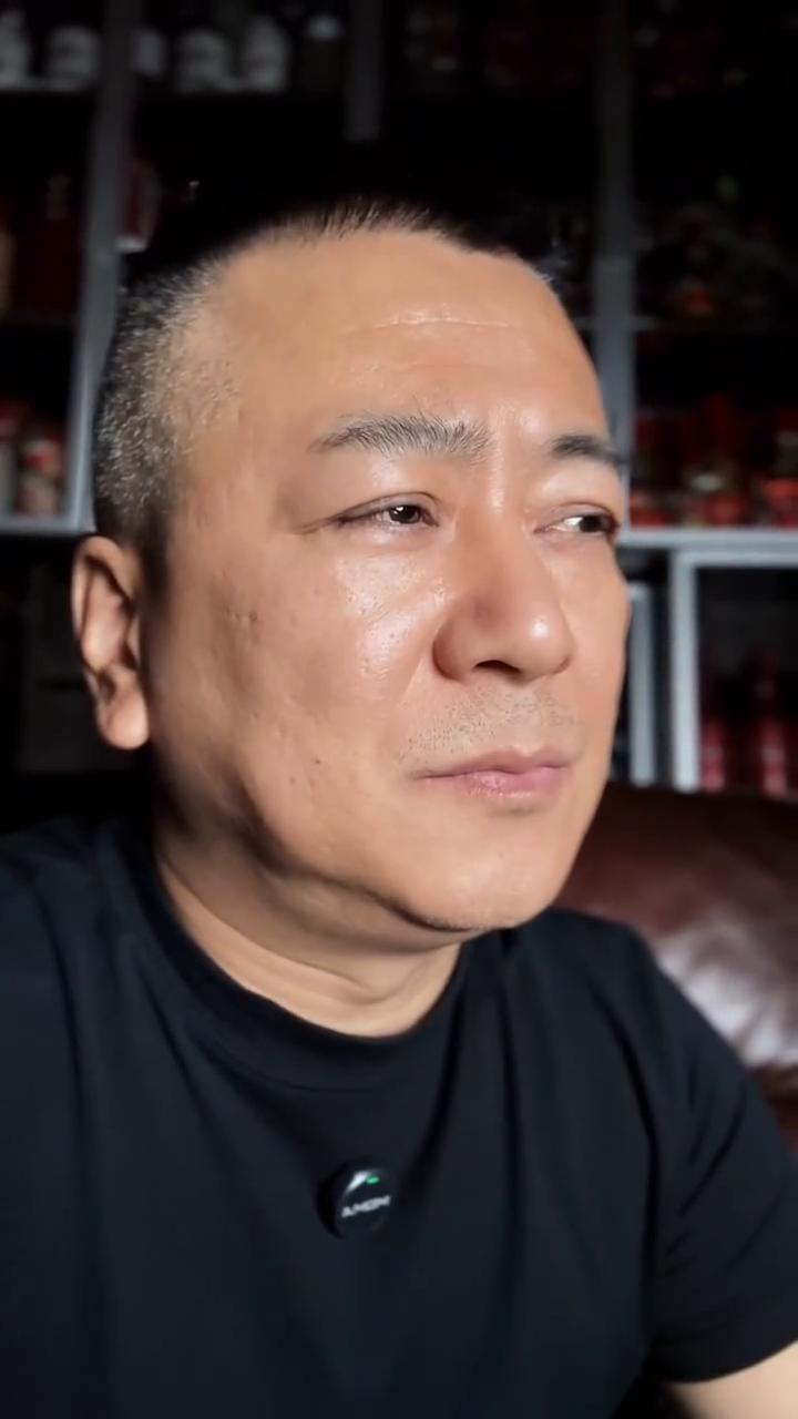 你的心里话。
如果有一天你的心里话不能用语言表达出来，那就看看天空，它那么宽广，