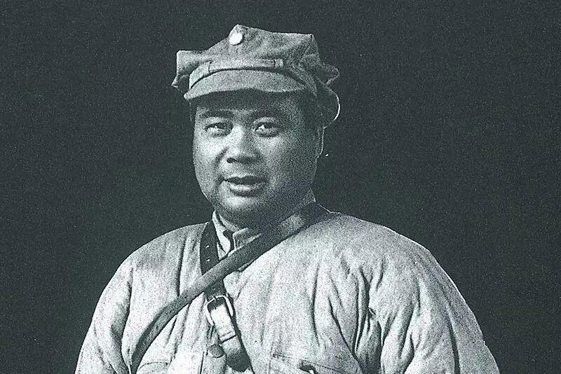 刘汝明回忆  因“运送父亲遗骨”擅自离队被冯玉祥打军棍  中


接上文

传令