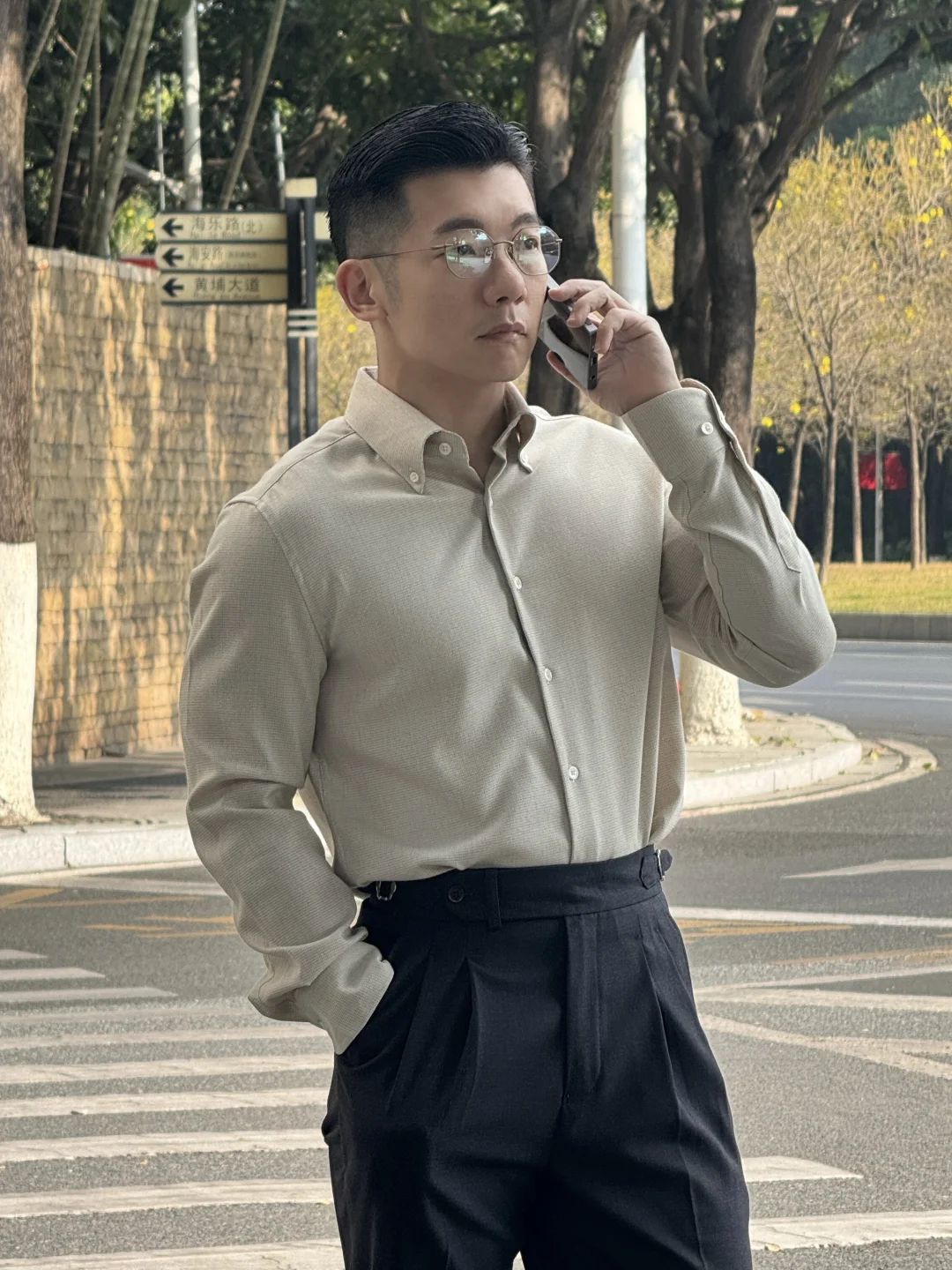 “温柔杀”衬衫，才是约会通勤的满分答案