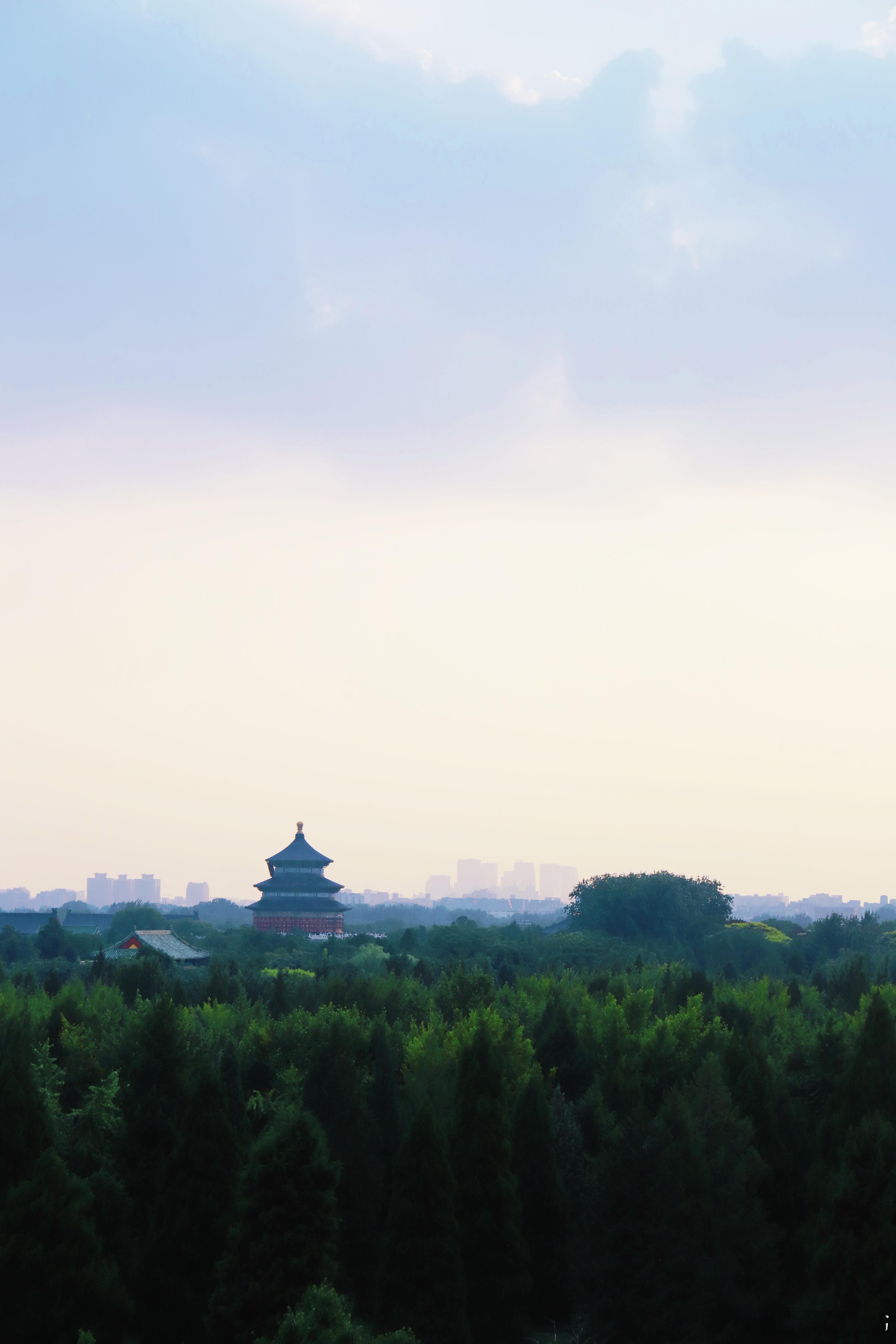 辱骂女游客男子有双相情感障碍双相情感障碍到底是什么？其实它就是以前说的"躁郁症"